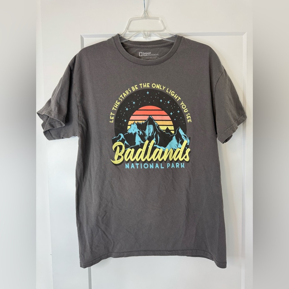 Badlands National Park Gray T-Shirt